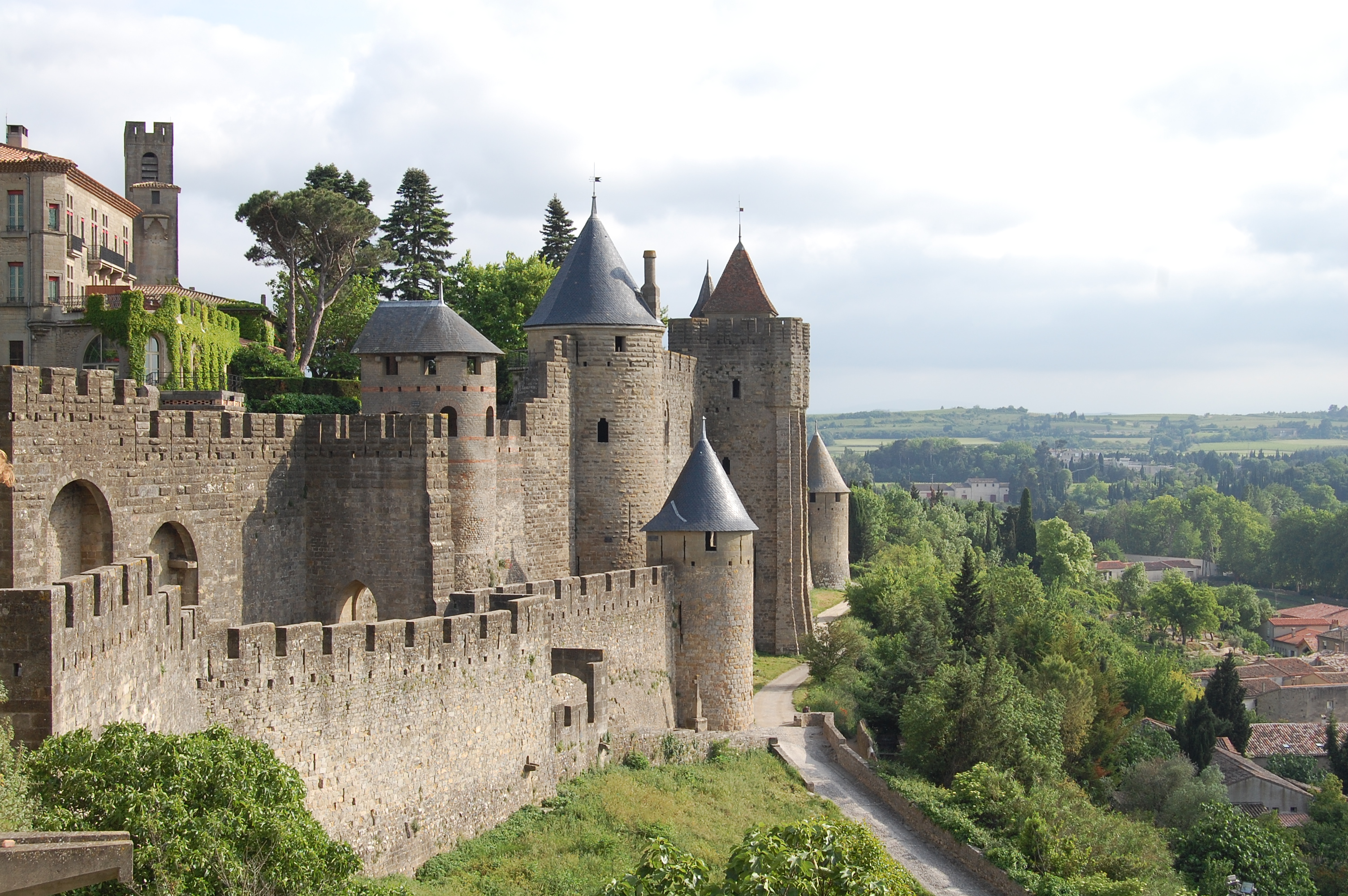 La cité de Carcassonne, ville fortifiée historique