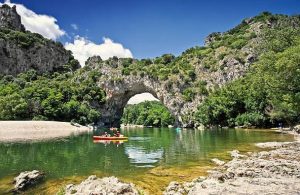 pont-darc-ardeche-sport-tourisme